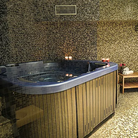 Turan & Hotell
