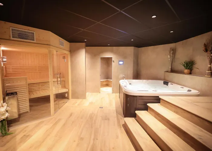 Ξενοδοχείο Turan & 3*