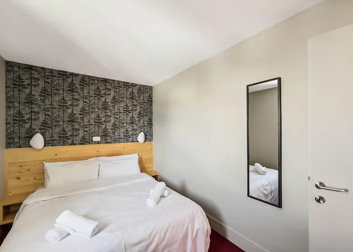 Turan & Λε Ντεζ Αλπ